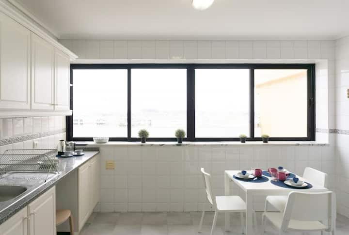 8Rooftop - T2 Com Terraco E Vista Para As Salinas! Lejlighed Aveiro Eksteriør billede